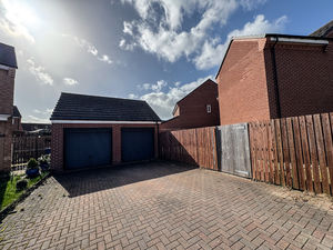 Photo 5- click for photo gallery